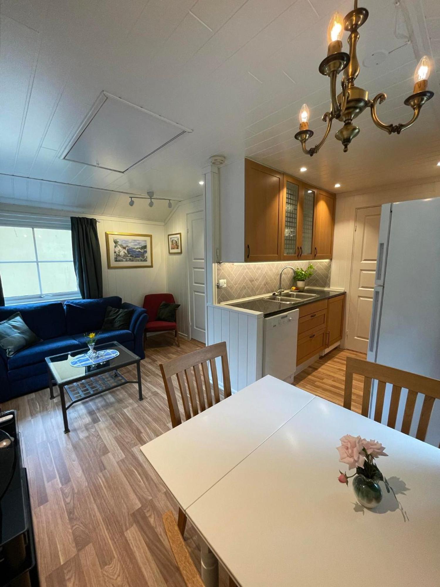 Guest House Close To Kristiansand Esterno foto